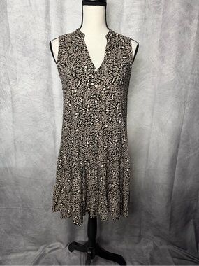 Nine West Sleeveless V-Neck Button Front Black & Cream Floral Drop-Waist Dress